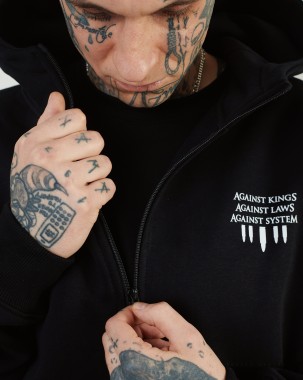 AGAINST KINGS HOODIE BLK